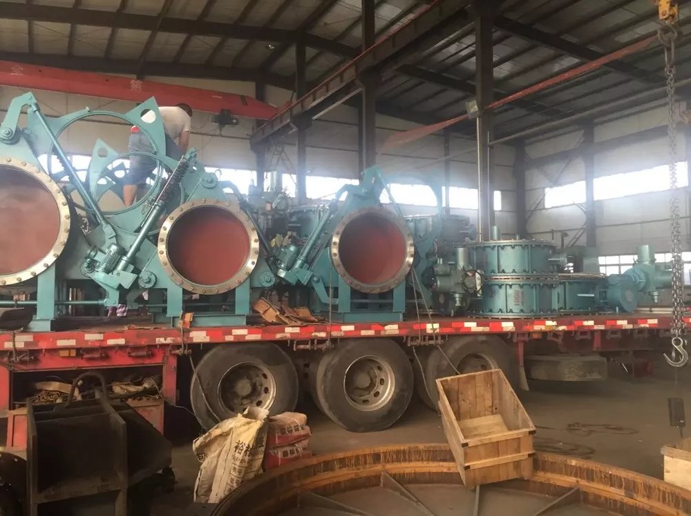 塘蝶阀门发往广西的盲板阀现场